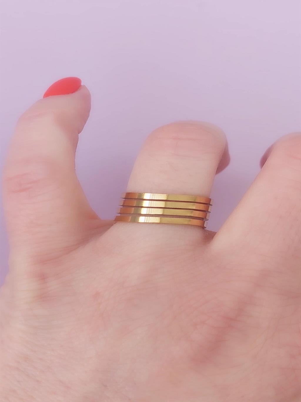 ÇELİK Çizgi Modelli Gold Yüzük+i