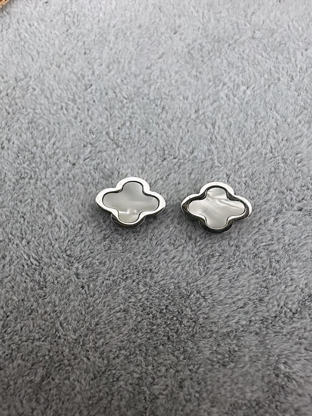 ÇELİK Mini Yonca Sedef Silver Küpe