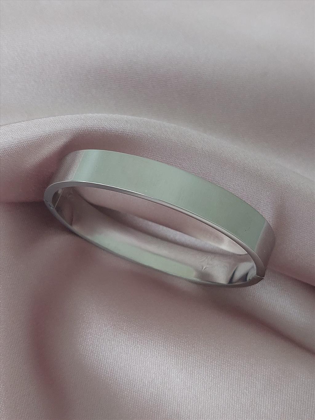 ÇELİK Yonca Detay Silver Kelepçe Bileklik (Çap: 6 cm)+i