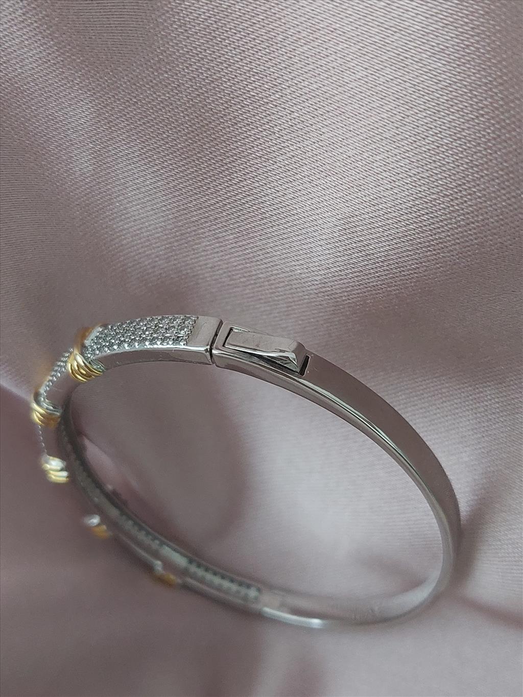 ÖZEL SERİ Marka Model X Zirkon Silver Bileklik (Çap: 6 cm-Çevresi: 18 cm)+i