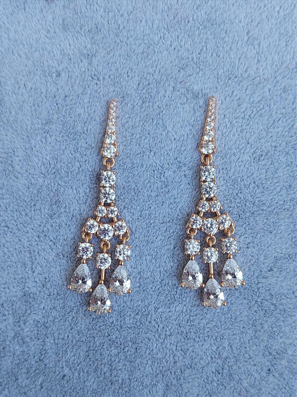 XUPİNG Eiffel Zirkon Gold Küpe+i