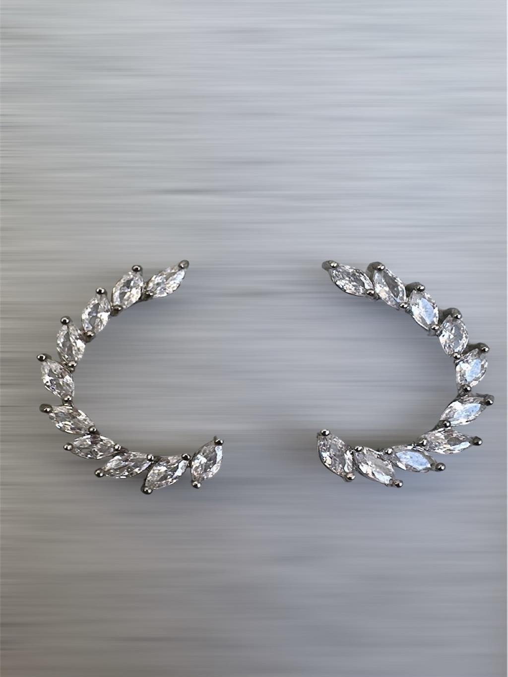 Zirkon Taş Oval Yaprak Silver Küpe