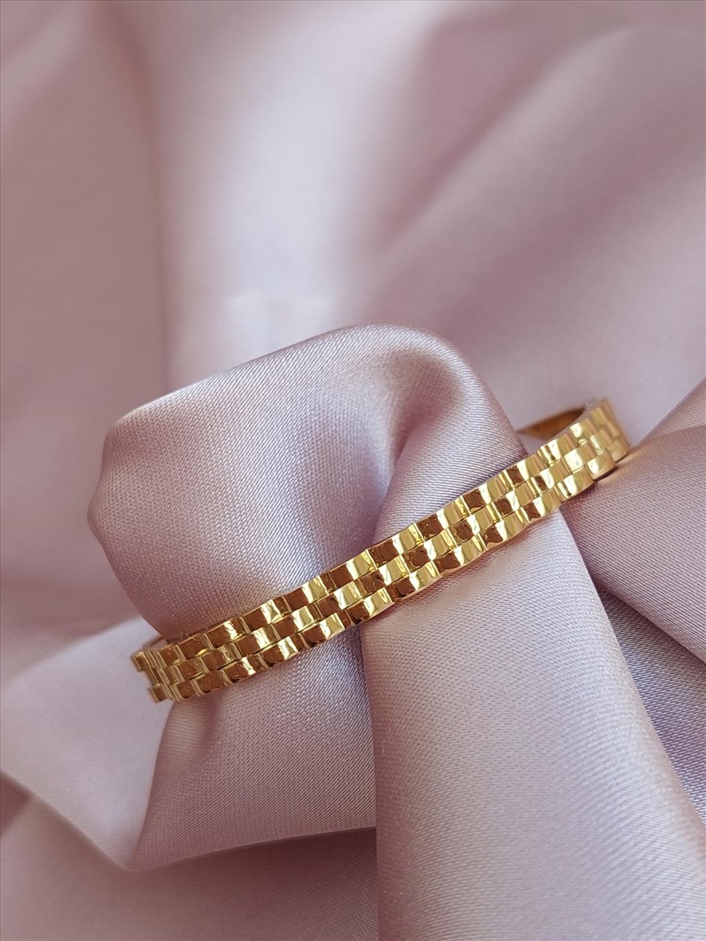 ÇELİK Kare Küp Geçmeli Gold Kelepçe (Çap: 6 cm)+i